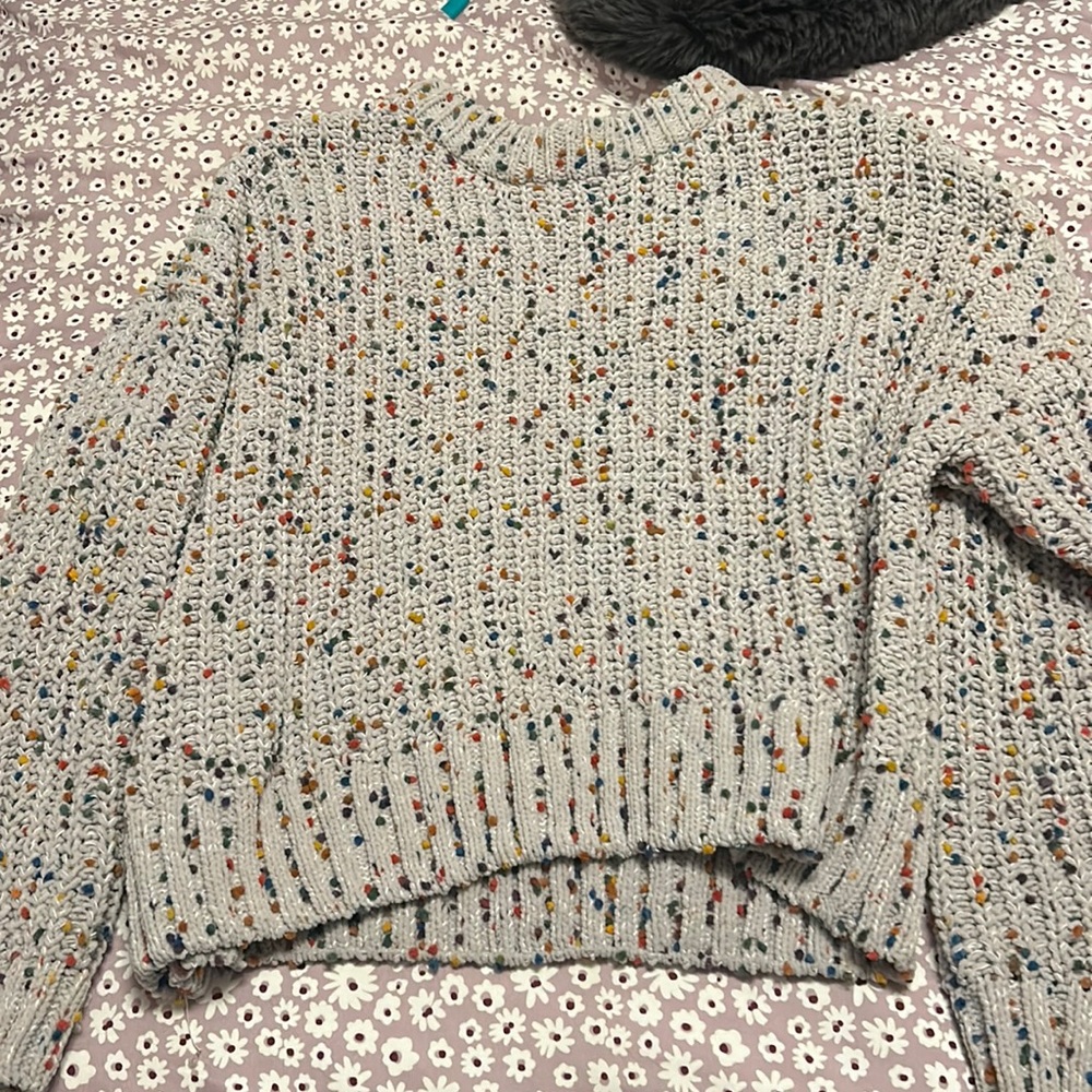 Super cute sweater
